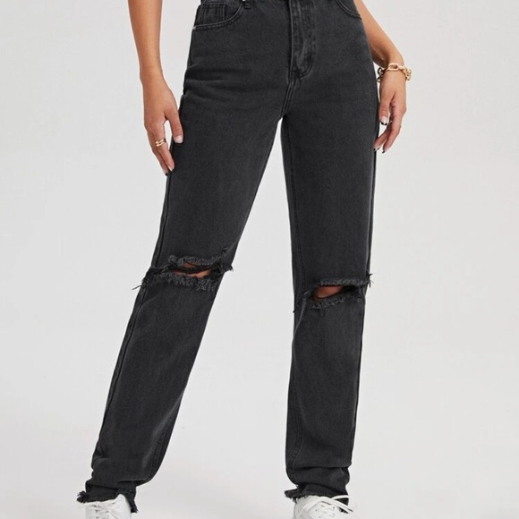 Black never worn baggy jeans - Picture 2 of 2